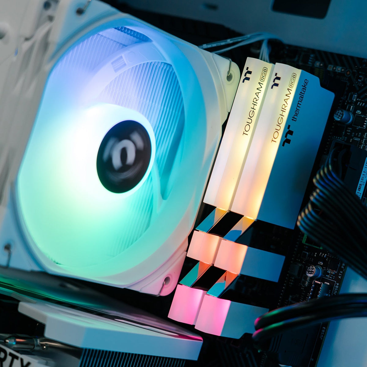 Infinity V2 Snow Intel Core i5 12400F, RTX 4060, 16GB RAM